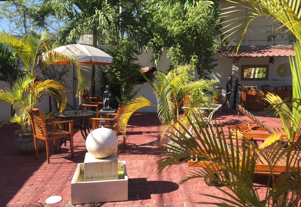 Casa Do Sandalo Boutique Guest House Dili Exterior foto